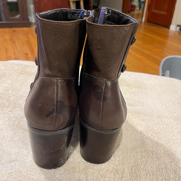 Women’s size 11 Croft and Borrow heeled booties in good condition - Picture 5 of 6